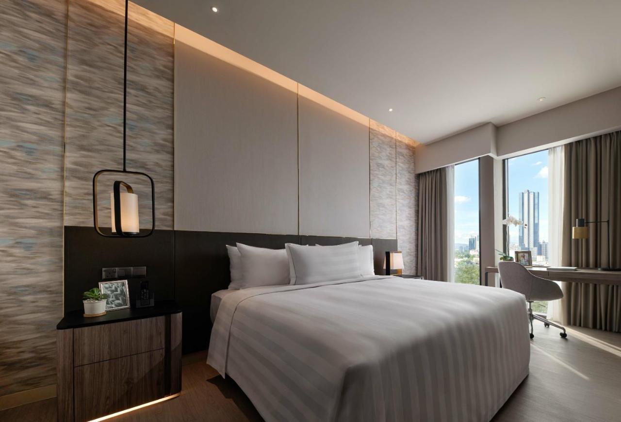 Pan Pacific Serviced Suites Kuala Lumpur Exterior foto Deluxe King