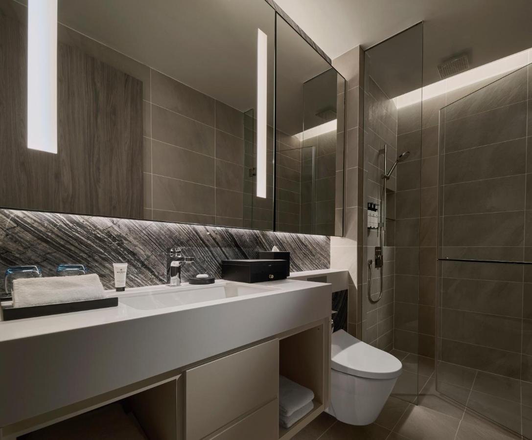 Pan Pacific Serviced Suites Kuala Lumpur Exterior foto Bathroom